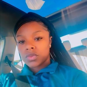 Meet your Posher, Taelur